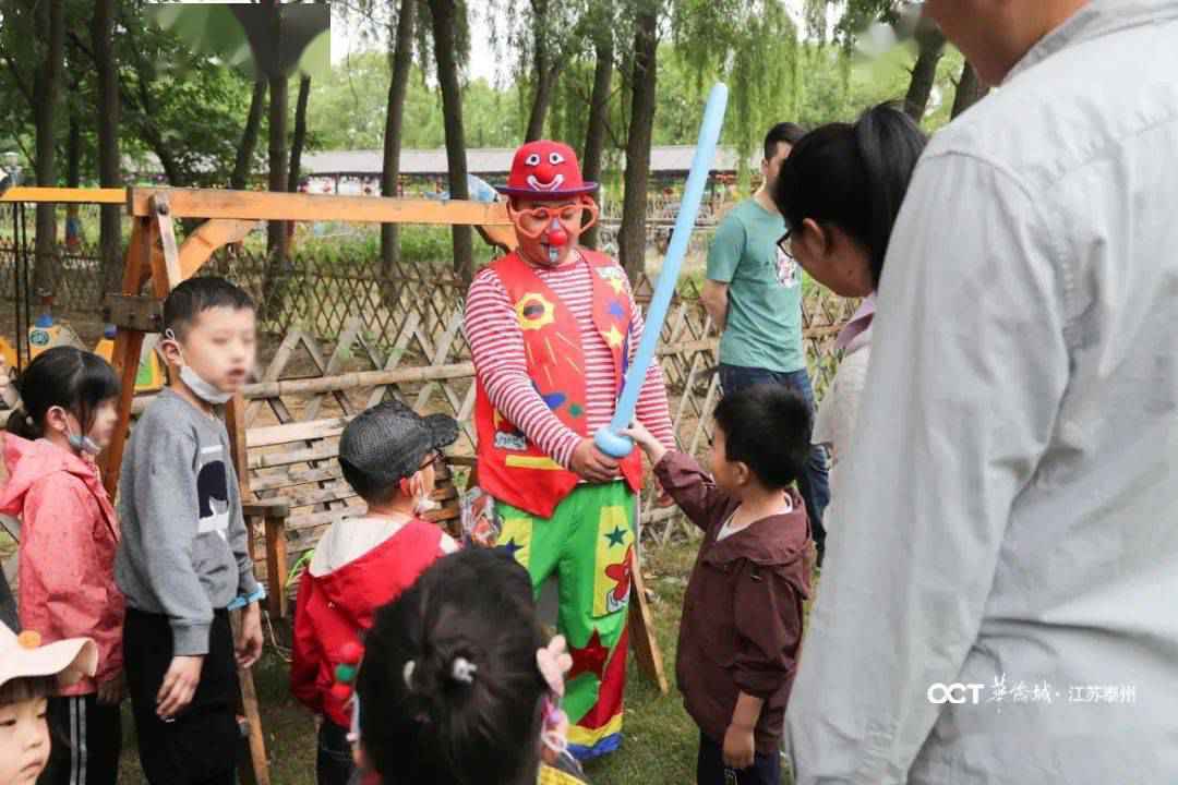 闪烁的星海中藏着一个帐篷音乐节！知道的人都去了！