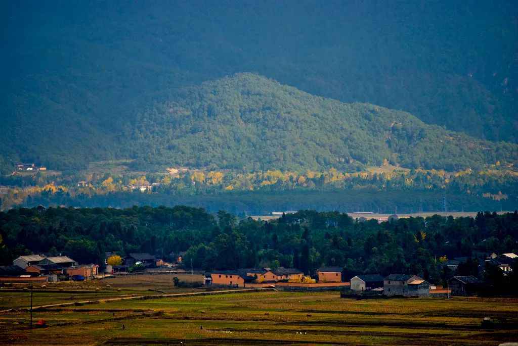 腾冲古村里的春夏秋冬四季景色，千姿百态，冬景排名云南前三！