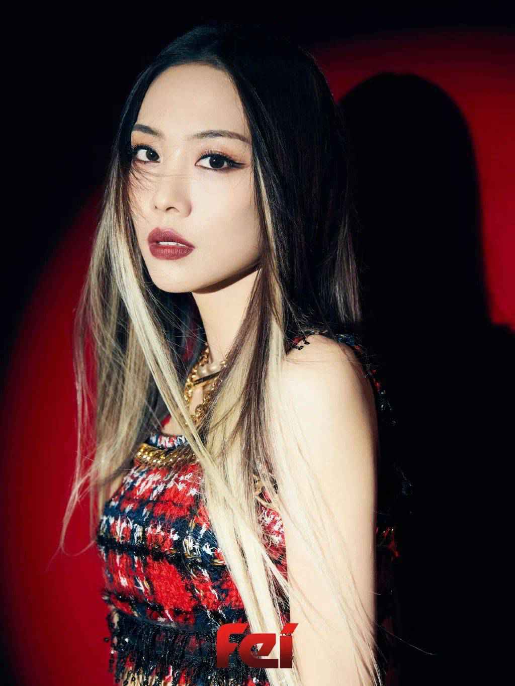 彩妆迷 | 听说过年涂红唇，基金也能特别红……