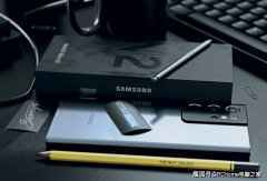 三星Galaxy S21渲染图曝光 新奇造型自带S Pen