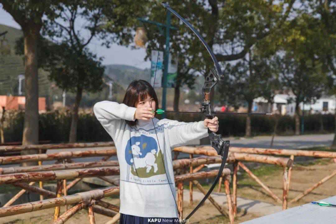 探险届顶流！骑马射箭、露营烧烤、百人团建决胜基地！市集来袭，邀你开年狂嗨3天！