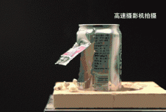 痛心！女孩模仿短视频用易拉罐制作爆米花，被烧重伤离世