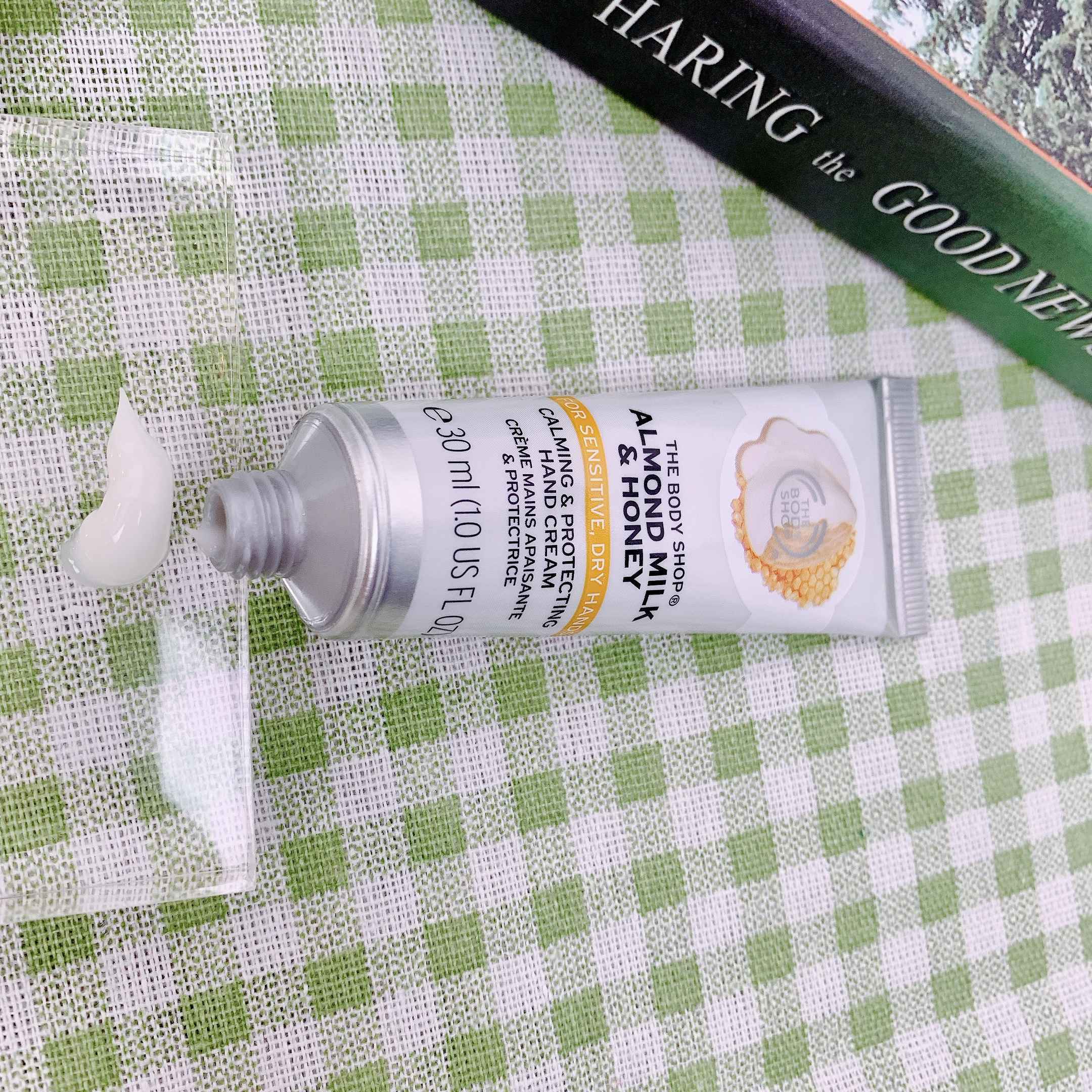 TBS的护手霜让幸福感飙升，就爱这暖暖奶香味