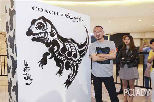 Coach 2019 中国大秀作品 观点店于上海环贸广场iapm举行发布会