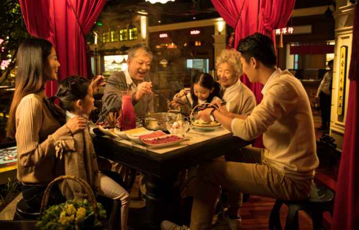 餐饮消费趋势变得太快?左庭右院火锅有2个长红